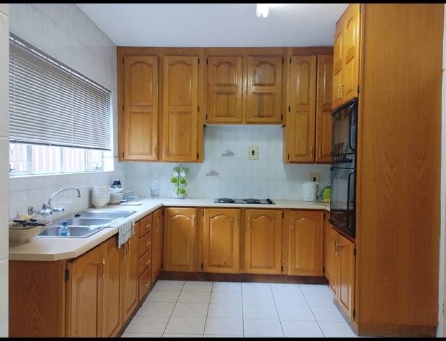 3 BEDROOM TOWNHOUSE FOR SALE IN THREE RIVERS